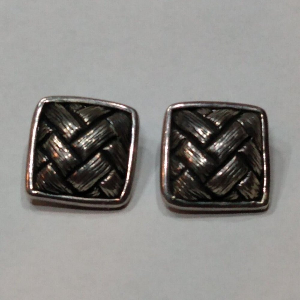 ZINA Classic Sterling Silver Square ribbed Clip Earrings 5/8” long Vintage